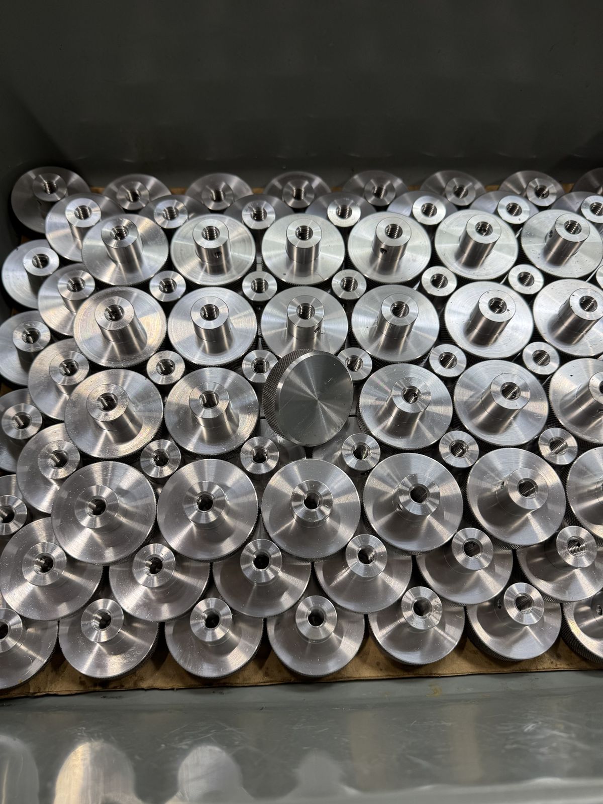 Finished knurled aluminum parts