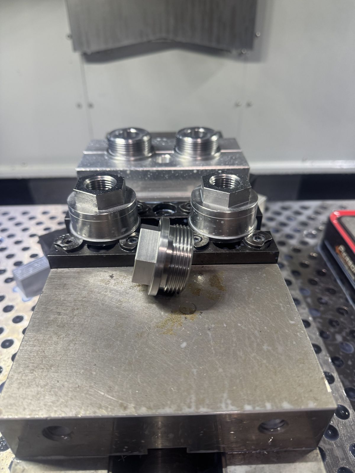 Threaded fittings in an op 2 fixture